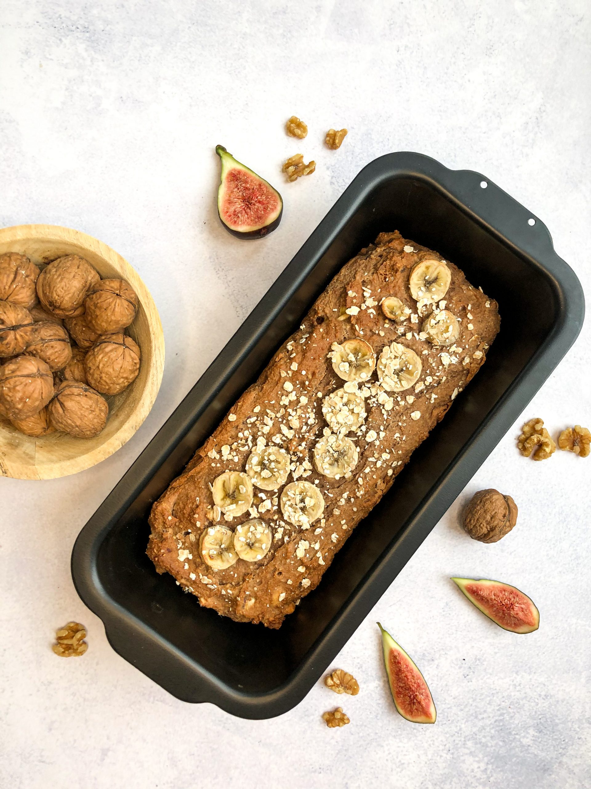 Bananenbrood met vijgen en walnoten